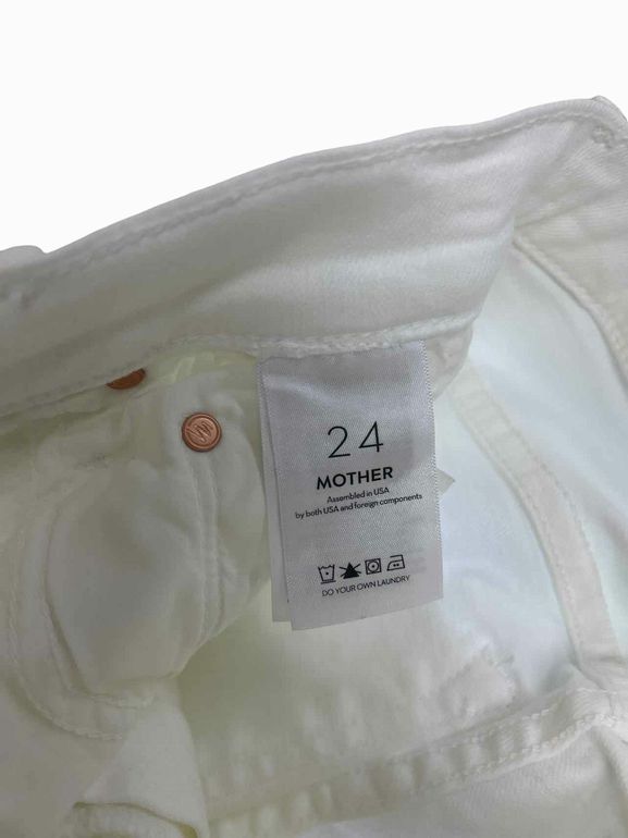 MOTHER THE INSIDE CROP STEP FRAY IN FAIREST OF THEM ALL SIZE: 24