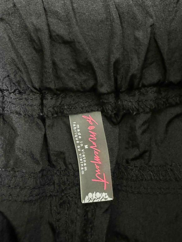 FREE PEOPLE THE WAY HOME BLACK JOGGER SIZE  M