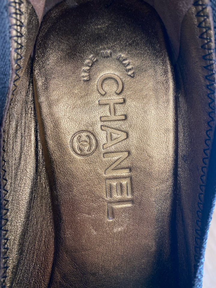 CHANEL VINTAGE STRETCH SPIRIT HEELS SIZE 38.5
