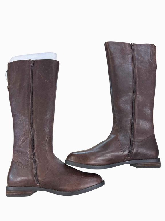 ABEO NIB YENNY TALL BOOTIE size: 9.5