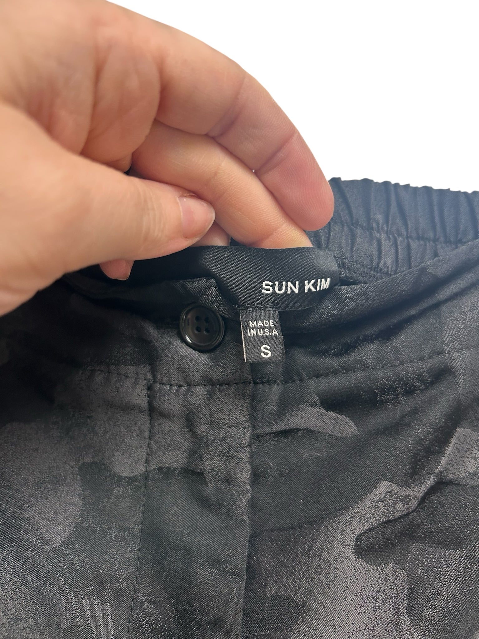 SUN KIM MONET CAMO PRINT BARREL ANKLE WIDE LEG CROP SIZE SMALL