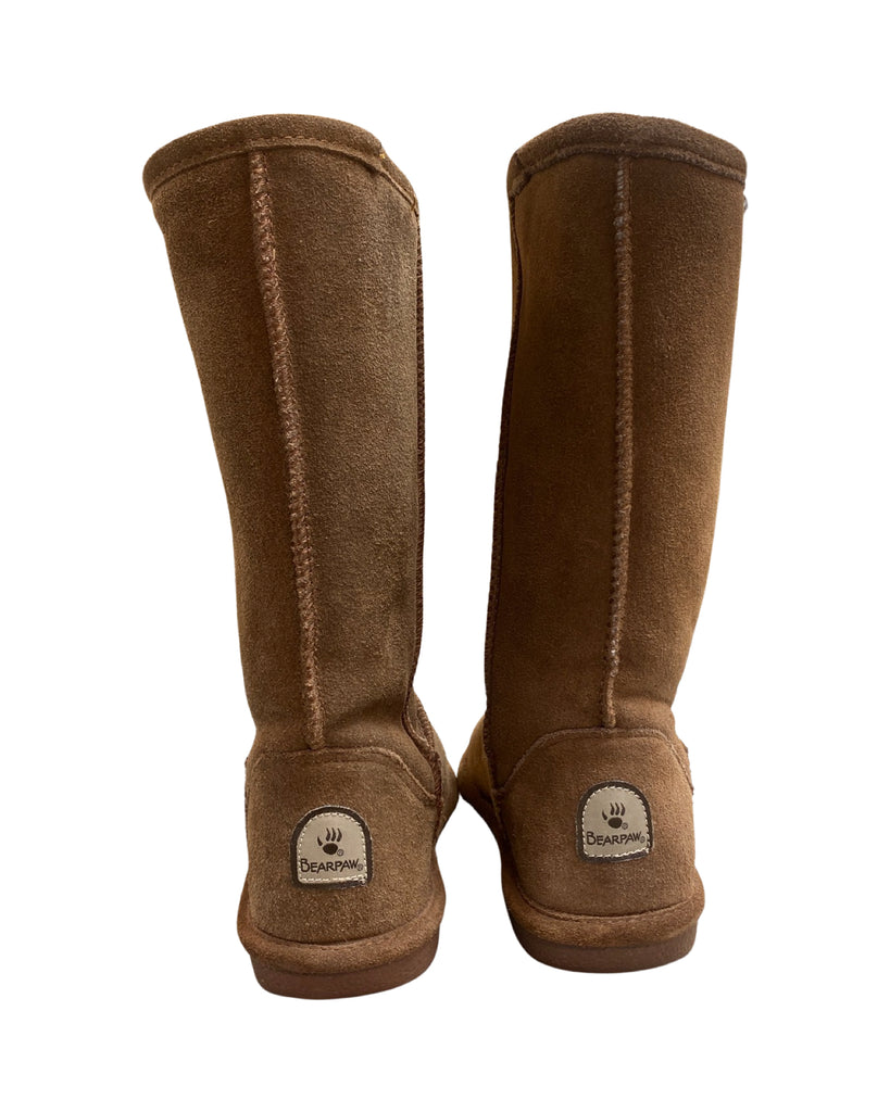 BEARPAW TALL SHERPA BOOT IN CHESTNUT SIZE 7