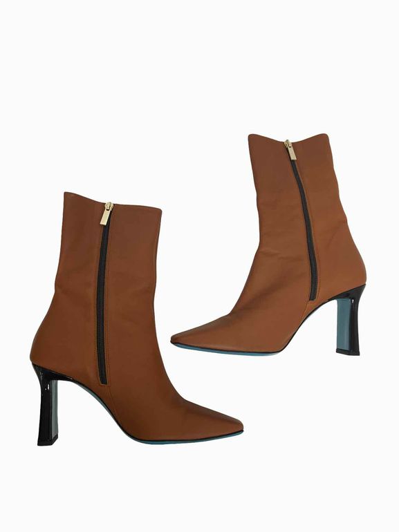 VALENTINA RAGONI LETTERA T MORO VERNICE ZIP-UP BOOTS SIZE :8.5