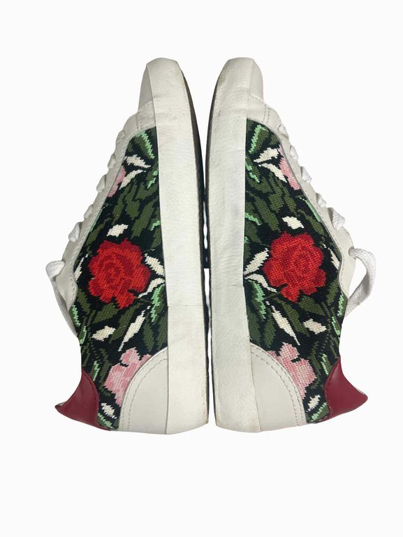 KATE SPADE ACE ROSE EMBROID SNEAKER SIZE: 7.5
