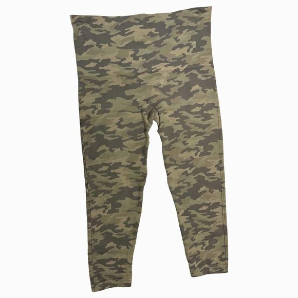 SPANX CAMO LEGGINGS SIZE XL