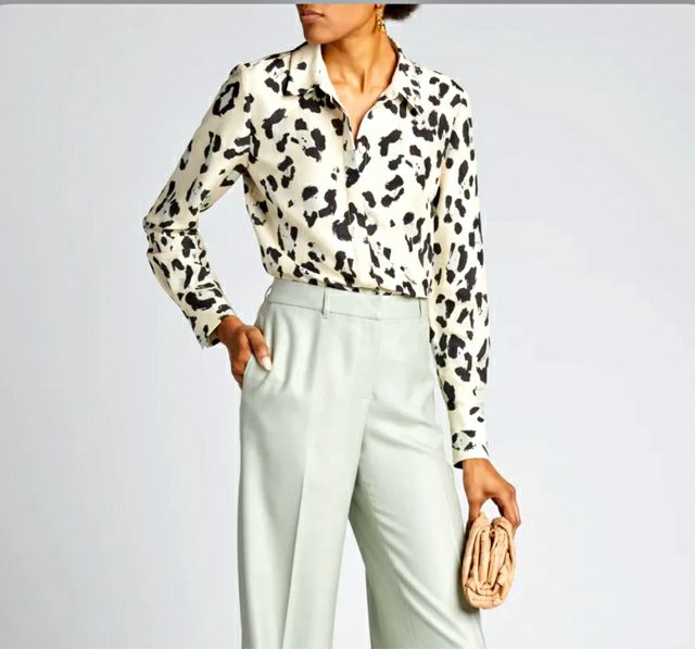 LAFAYETTE 148 NEW! SCOTTIE LEOPARD PRINT BEIGE BLOUSE SIZE S