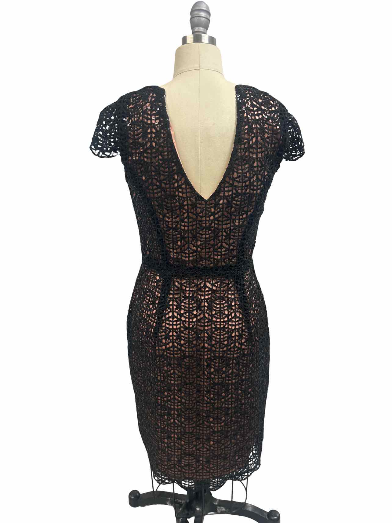 HOSS INTROPIA  BLACK LACE SEQUIN OVERLAY DRESS SIZE: 38