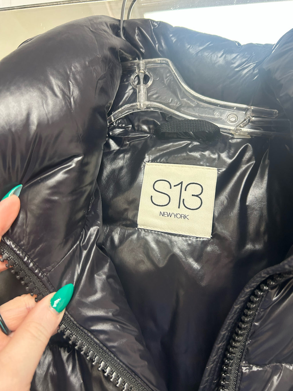 S13 KYLIE GLOSSY BLACK DOWN PUFFER HOODED COAT SIZE MEDIUM