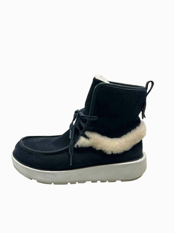 FITFLOP NYSA SUEDE SHEARLING CHUKKA BOOT SIZE: 9