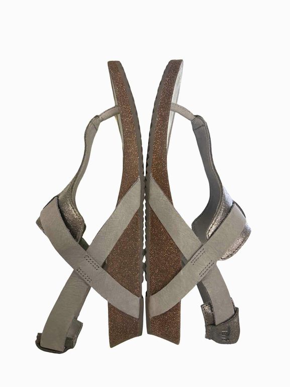 TEVA  MAHONIA 3 POINT SANDAL SIZE: 10