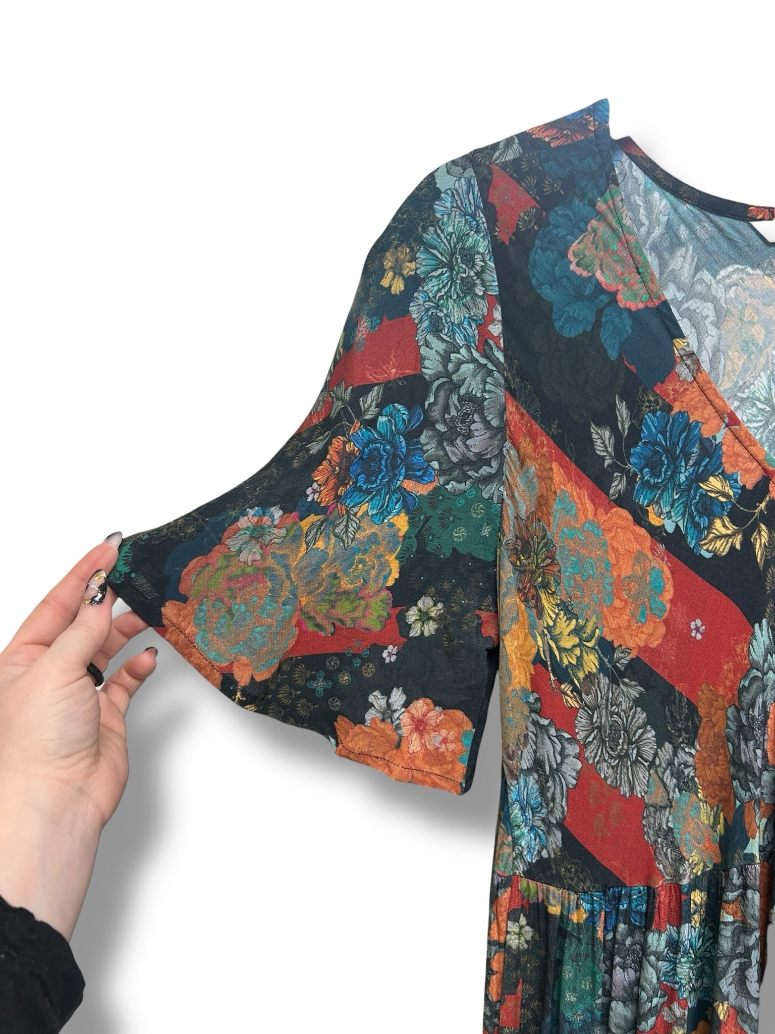 SOFT SURROUNDINGS MIRABELLE TIERED FLORAL PATCHWORK MAXI DRESS SIZE M - WEARHOUSE  CONSIGNMENT