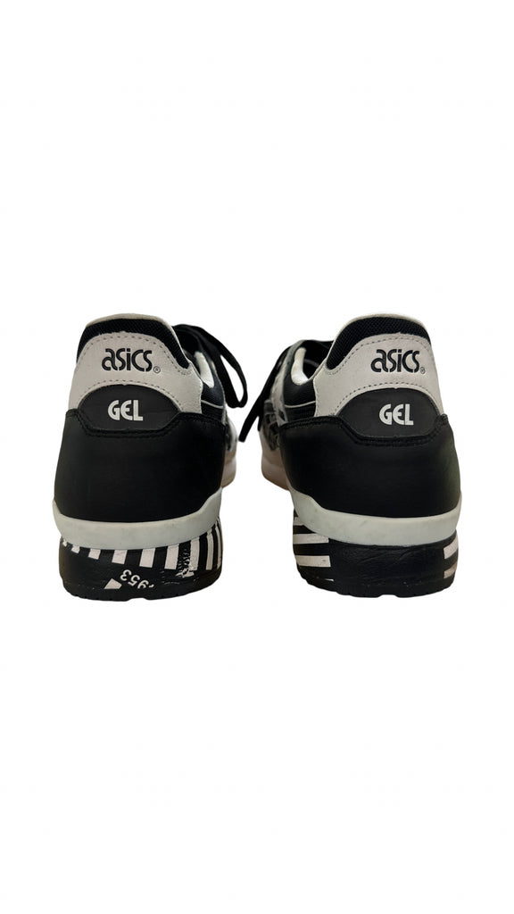 ASICS GEL LYTE III SNEAKER IN BLACK/WHITE SIZE 14