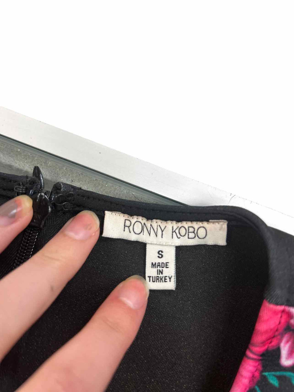 RONNY KOBO NEW! FLORAL CUT OUT SCUBA MINI DRESS SIZE: S