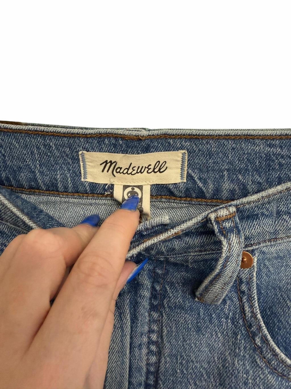 MADEWELL THE PERFECT VINTAGE JEAN FRAY HEM SIZE 28 TALL