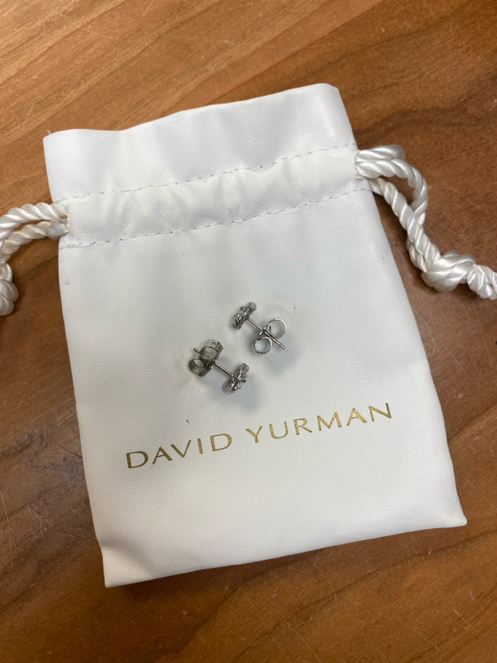 DAVID YURMAN Infinity Stud Earrings in Sterling Silver with Diamonds 6.8mm
