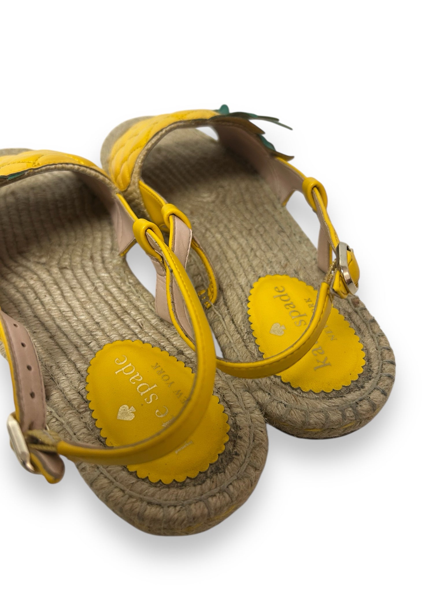 KATE SPADE TROPICAL PINEAPPLE LEATHER SANDAL SIZE 7.5