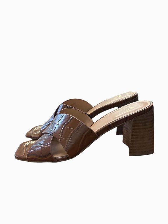 MARC FISHER SAYDI CROC SQUARE TOE SANDAL SIZE: 7