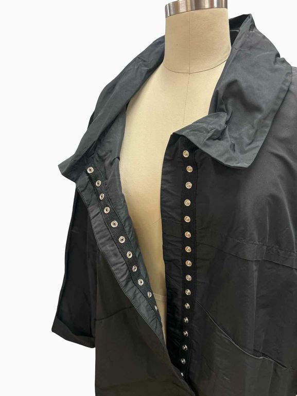 KOZAN NWT ASHTON SNAP FRONT SWING SIZE: S