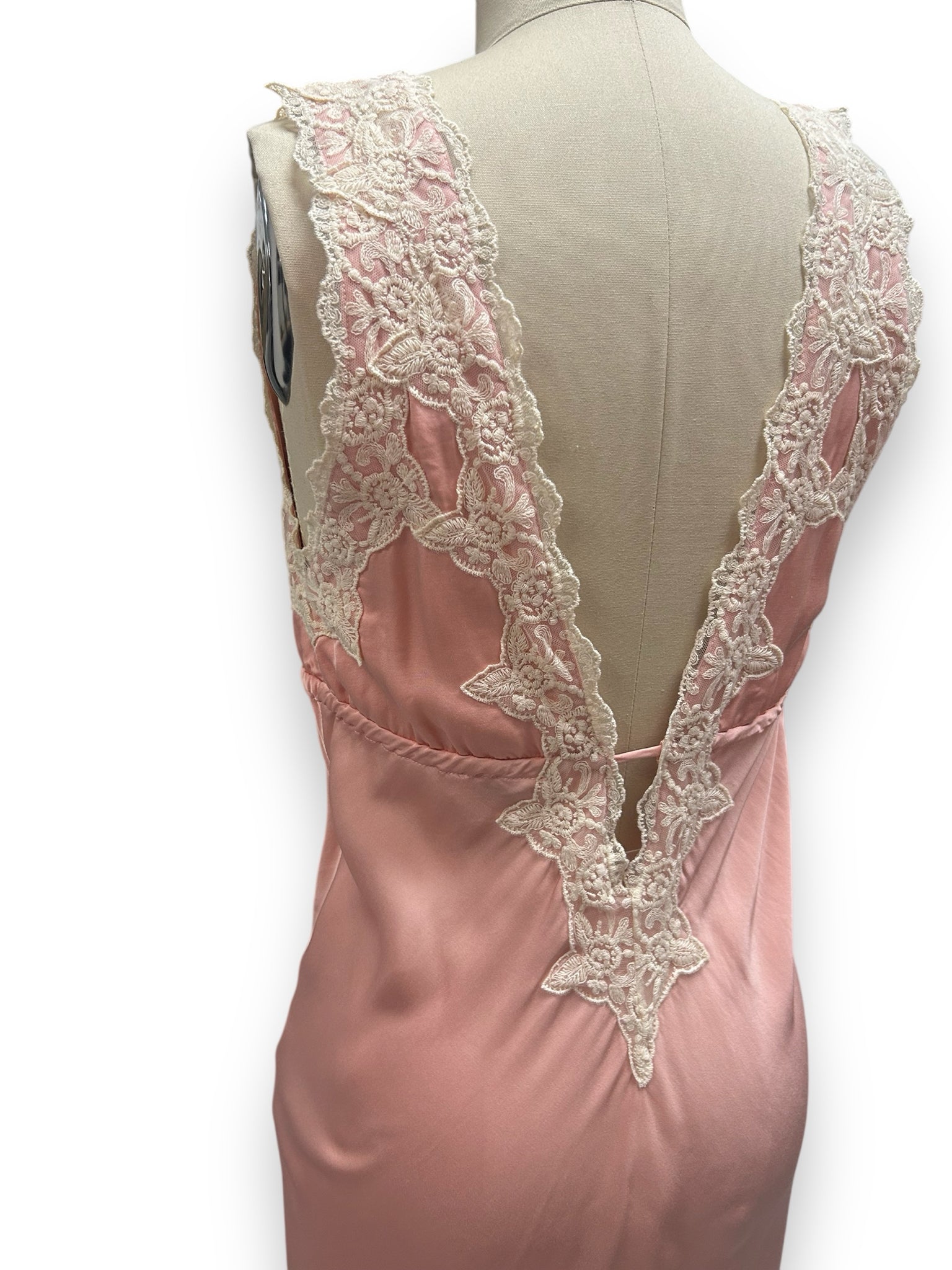 REVOLVE RUMORED VENICE SATIN MAXI DRESS LIGHT PINK LACE SIZE MEDIUM