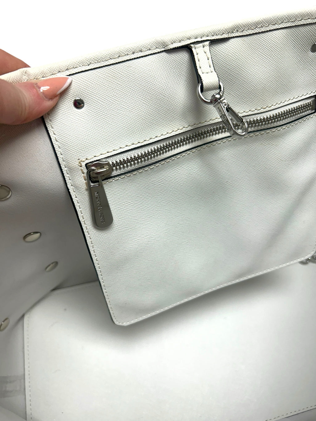 MICHAEL KORS JET SET POLKA DOT SILVER STUDDED TRAVEL BLACK WHITE TOTE