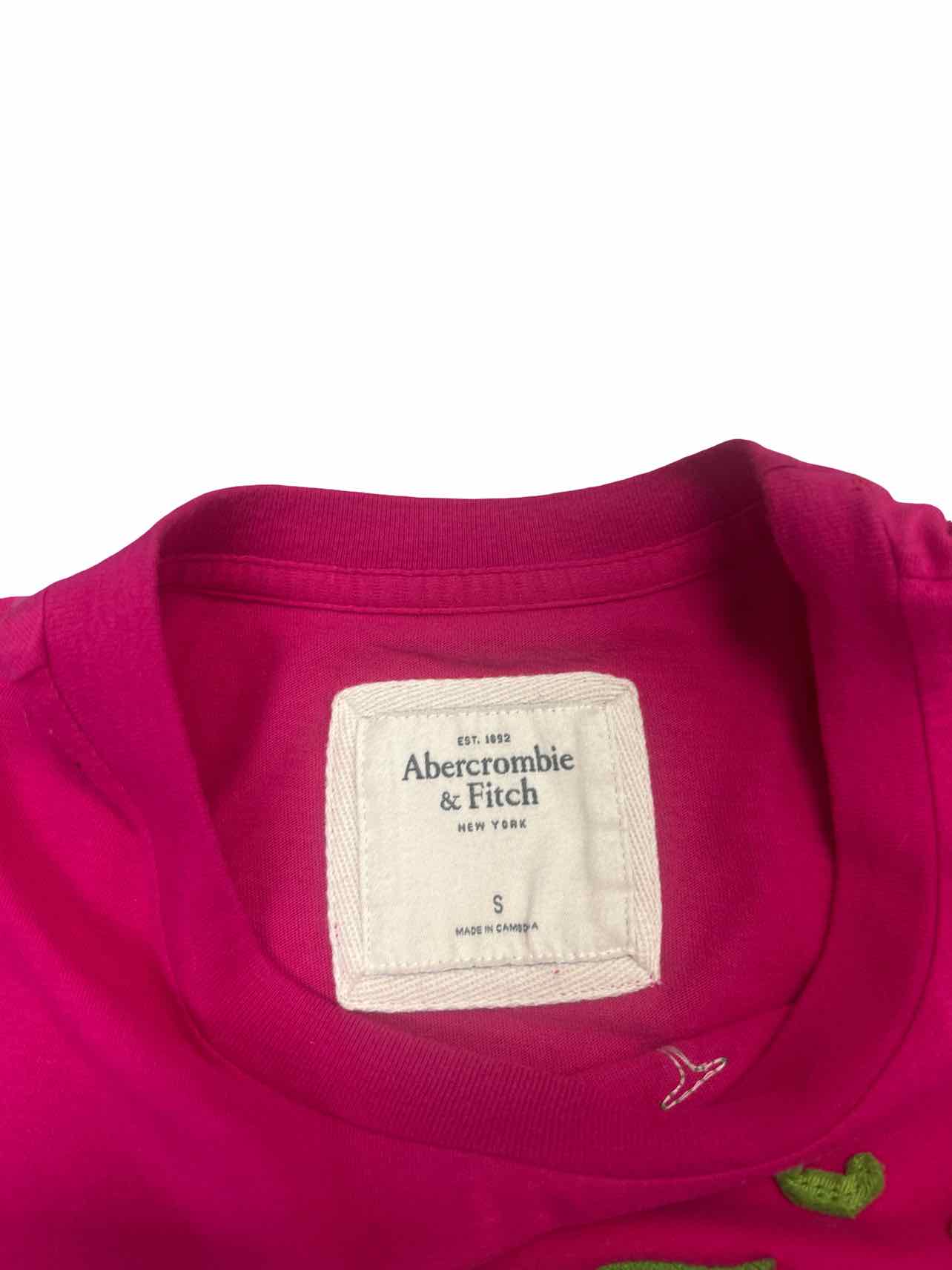 ABERCROMBIE NWT! Y2K LOGO BABY TEE SIZE: S