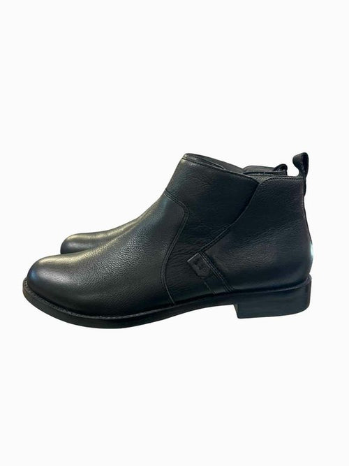 ABEO NIB YORKIE BOOTIE SIZE: 9.5