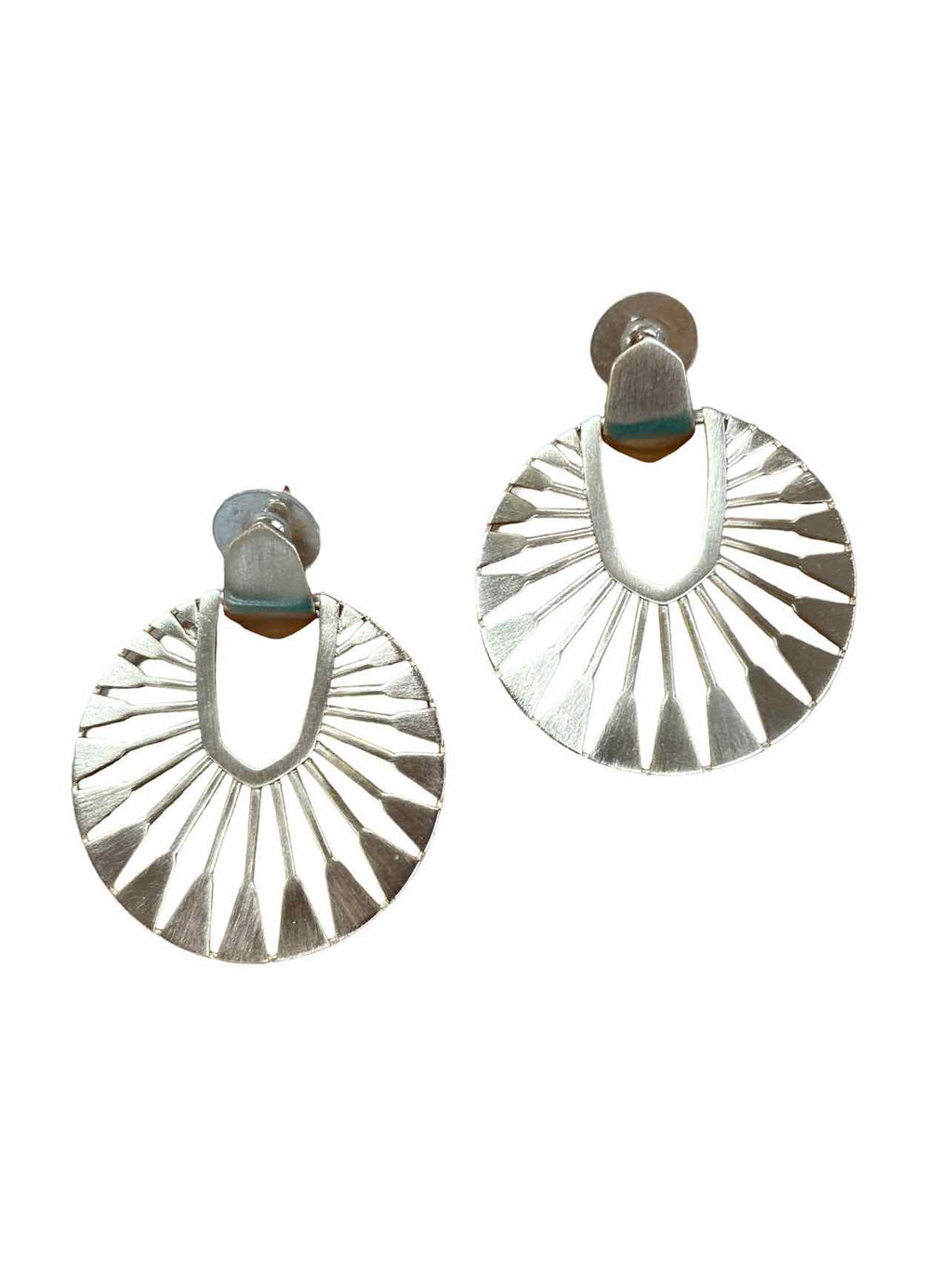 KENDRA SCOTT DIDI SUNBURST STATEMENT EARRINGS