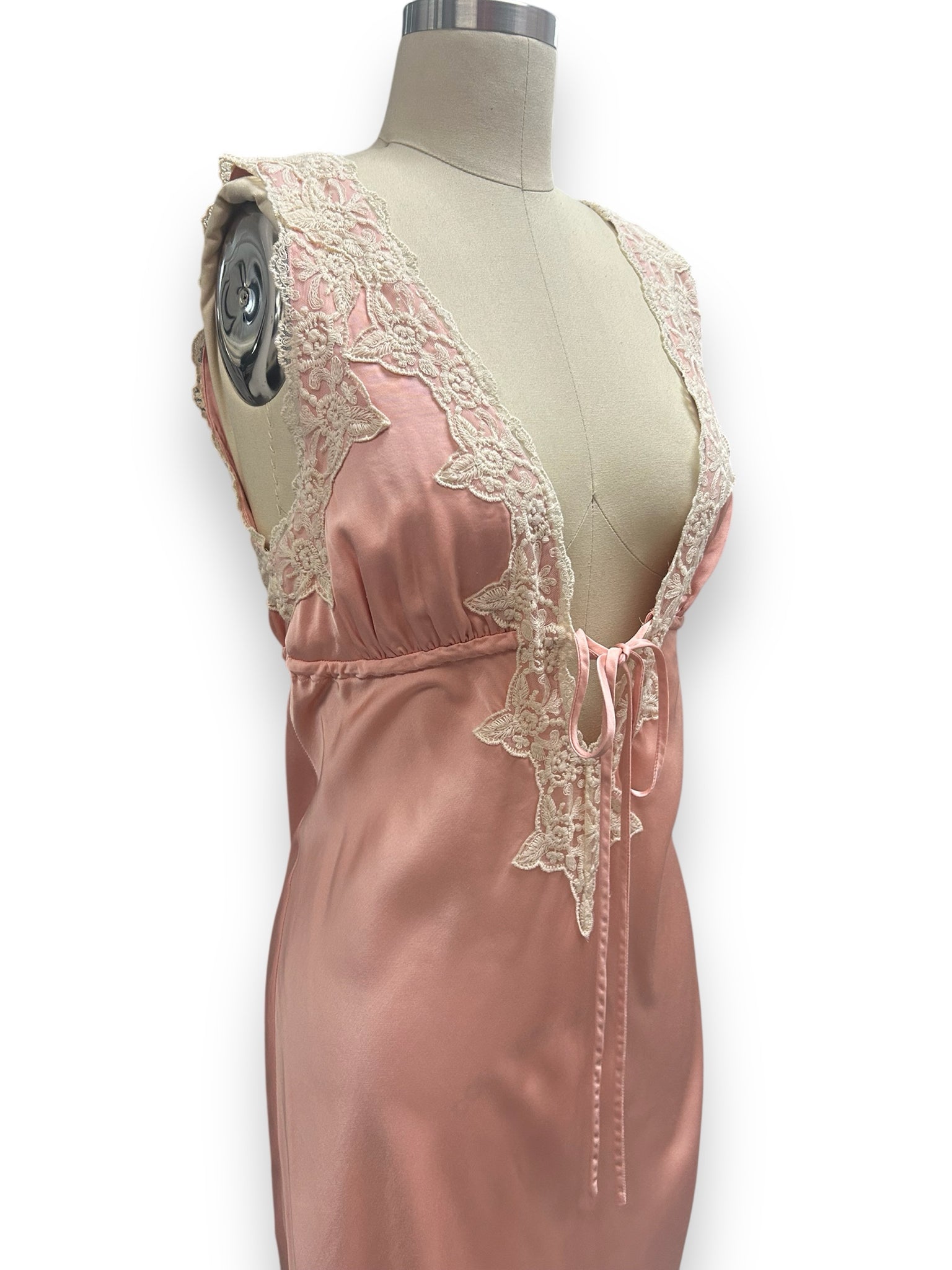 REVOLVE RUMORED VENICE SATIN MAXI DRESS LIGHT PINK LACE SIZE MEDIUM