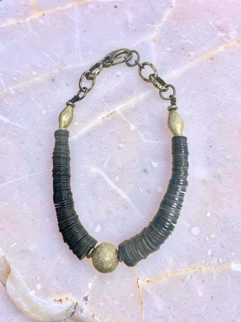 DEBE DOHRER JEWELRY COCONUT SHELLS MIXED WITH AFRICAN BRASS BEADS