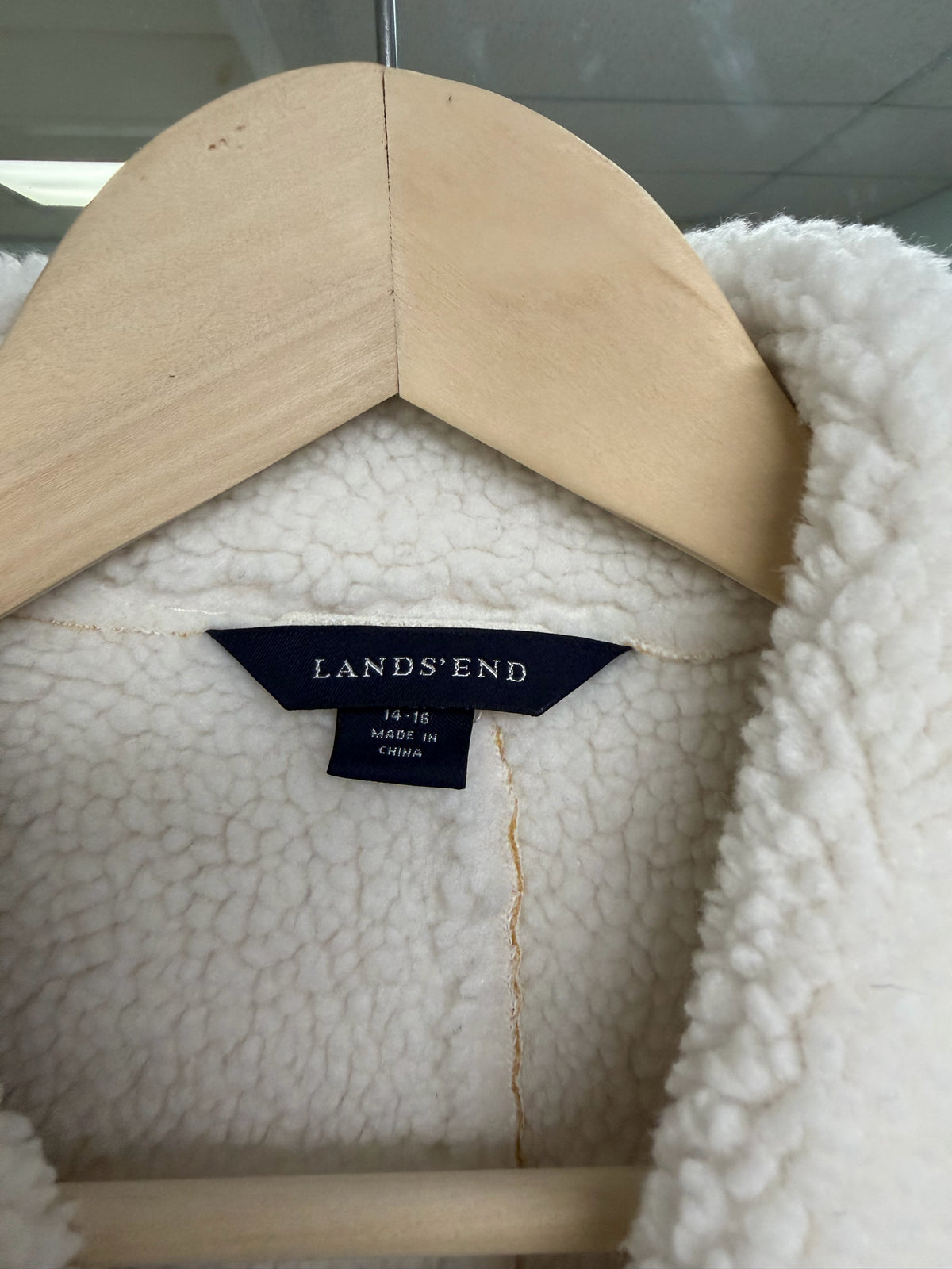 LANDS END WHITE IVORY SHEARLING LINED BUTTON FRONT COAT SIZE 14