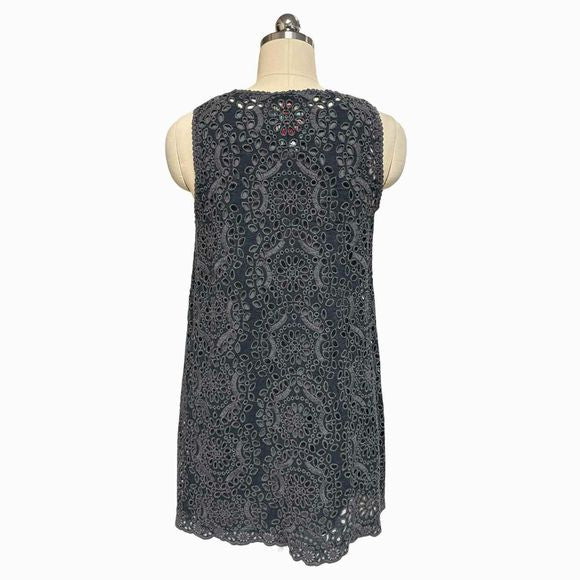 JOHNNY WAS EMBROIDERED EYELET SLEEVLESS TUNIC TOP