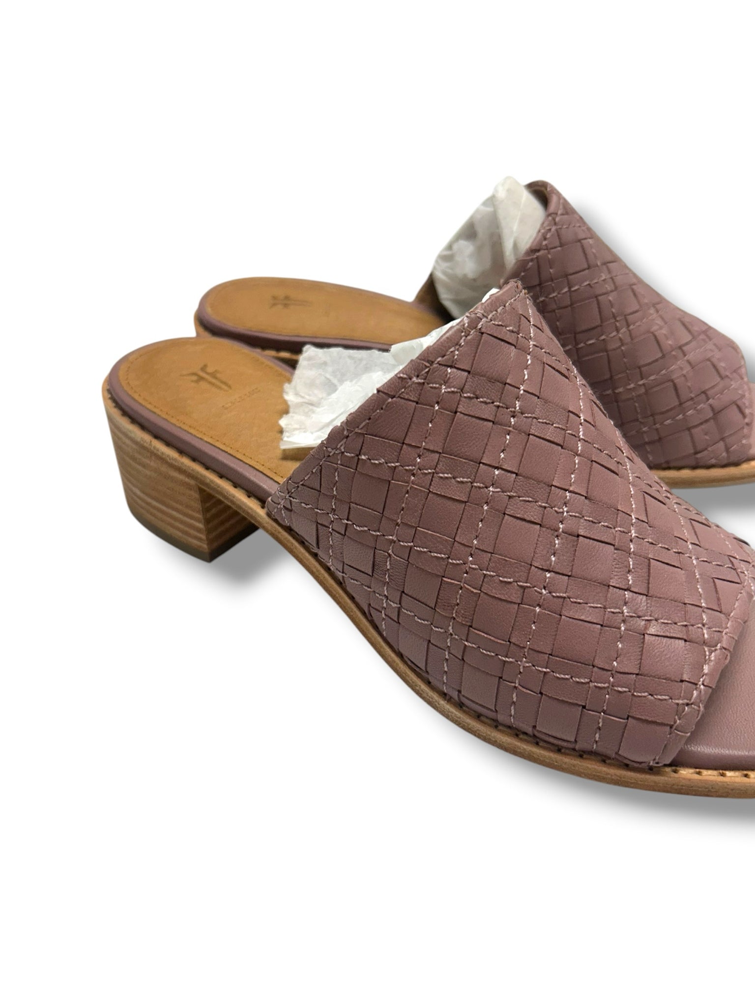 NEW WITH BOX FRYE CINDY WOVEN LILAC LEATHER MULES SIZE 6.5