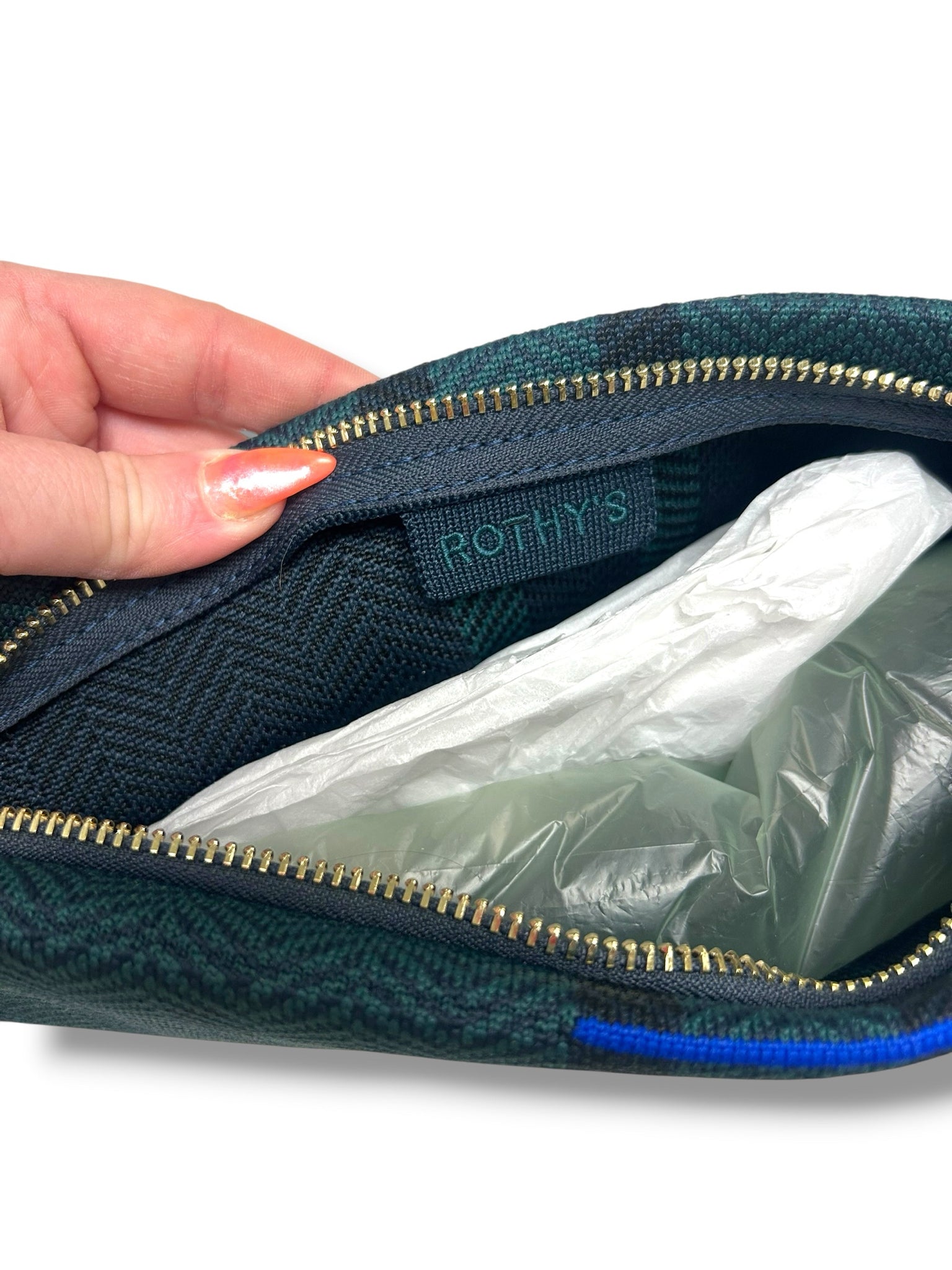 NEW WITH TAGS ROTHYS EMERALD KNIT CLUTCH