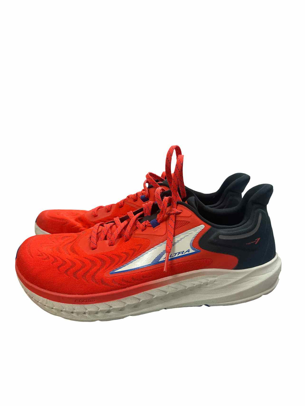 ALTRATORIN 7 ROAD RUNNING SNEAKER IN RED/BLACK SIZE: 12