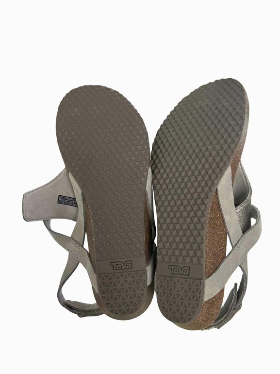 TEVA  MAHONIA 3 POINT SANDAL SIZE: 10