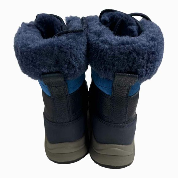 UGG ADIRONDACK III VELVET CROC NAVY SNOW BOOT SIZE 10