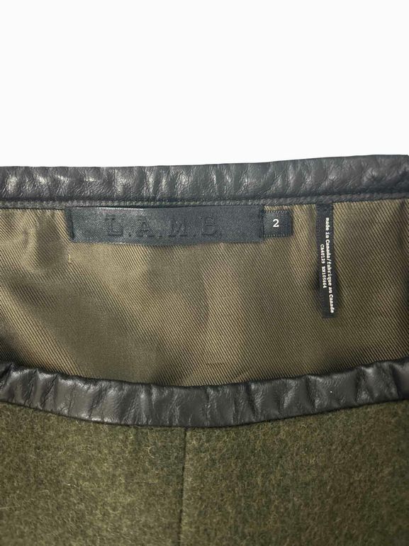 LAMB VIRGIN WOOL VINTAGE PLEAT LEATHER TRIMMED SKIRT SIZE: 2