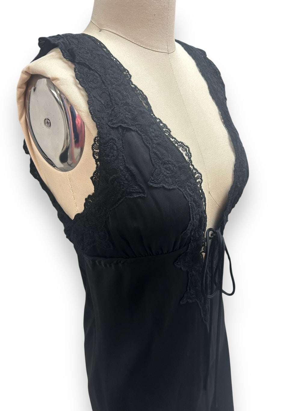 RUMORED VENICE SATIN MAXI DRESS BLACK LACE  MIDI SIZE MEDIUM