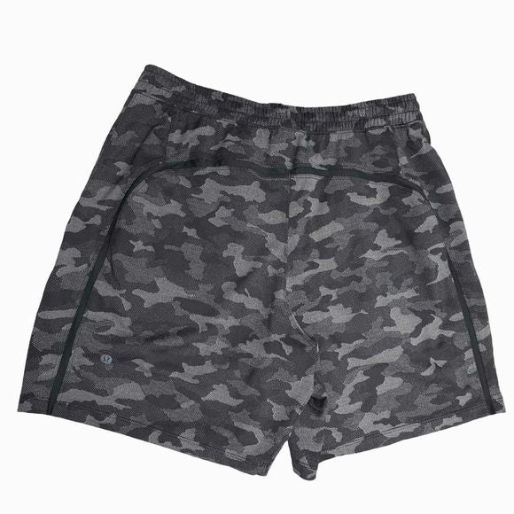 LULULEMON PACE BREAKER VARIGATED BLACK CAMO MESH 6"  SIZE L