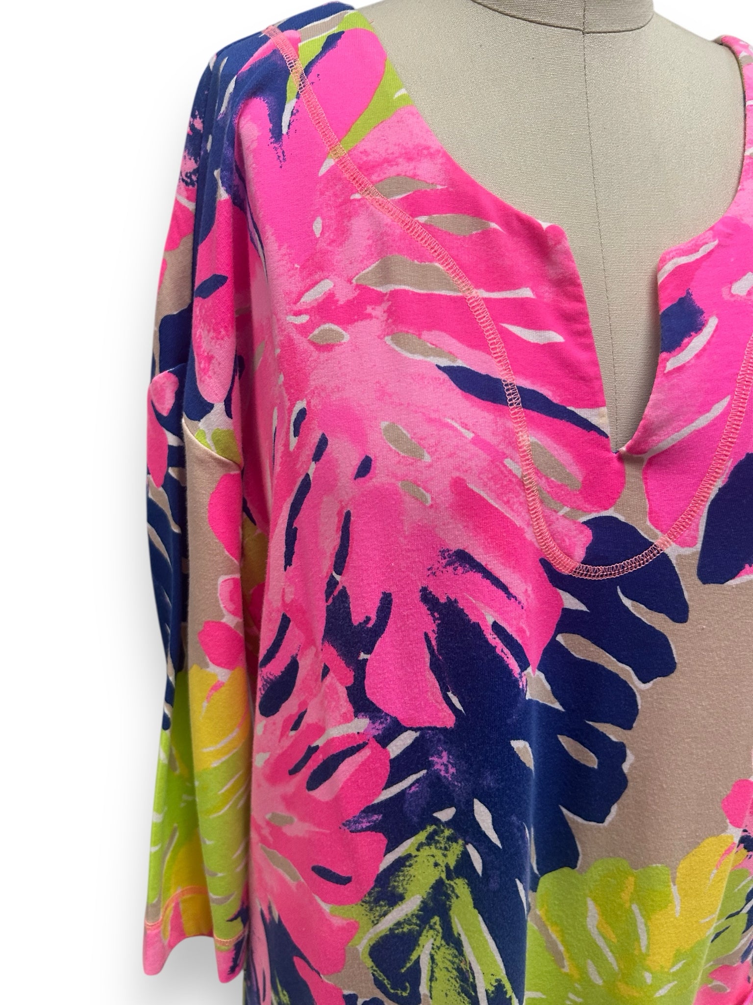 LILLY PULITZER JOYCE UNDER THE CANOPY W/FRONT POCKETS SIZE MEDIUM