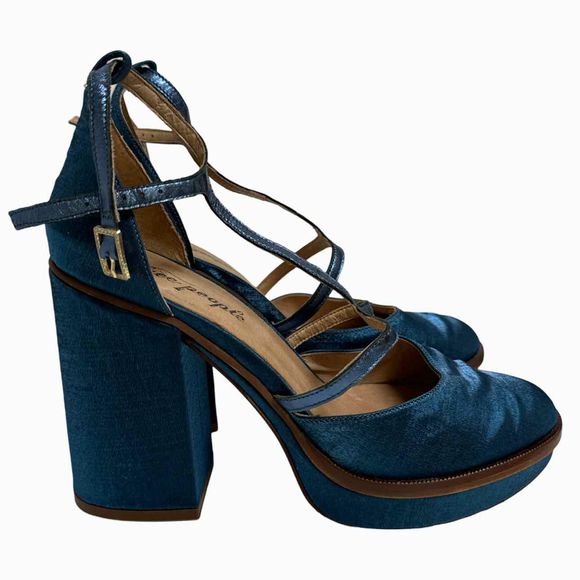 FREE PEOPLE WYTHE SATIN METALLIC T-STRAP BLUE PLATFORM HEEL SIZE 40