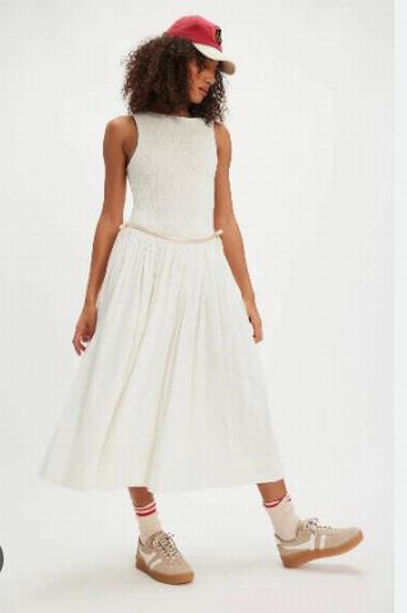 FREE PEOPLE SMOCKED SEERSUCKER NIGHTINGALE MIDI WHITE DRESS SIZE SMALL