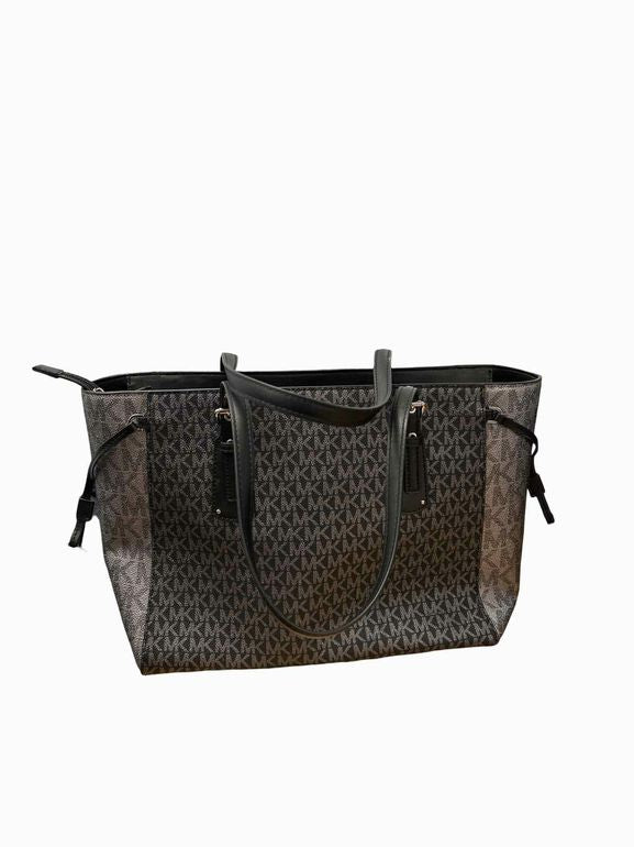 MICHAEL KORS VOYAGER MEDIUM TWO-TONE METALLIC LOGO TOTE