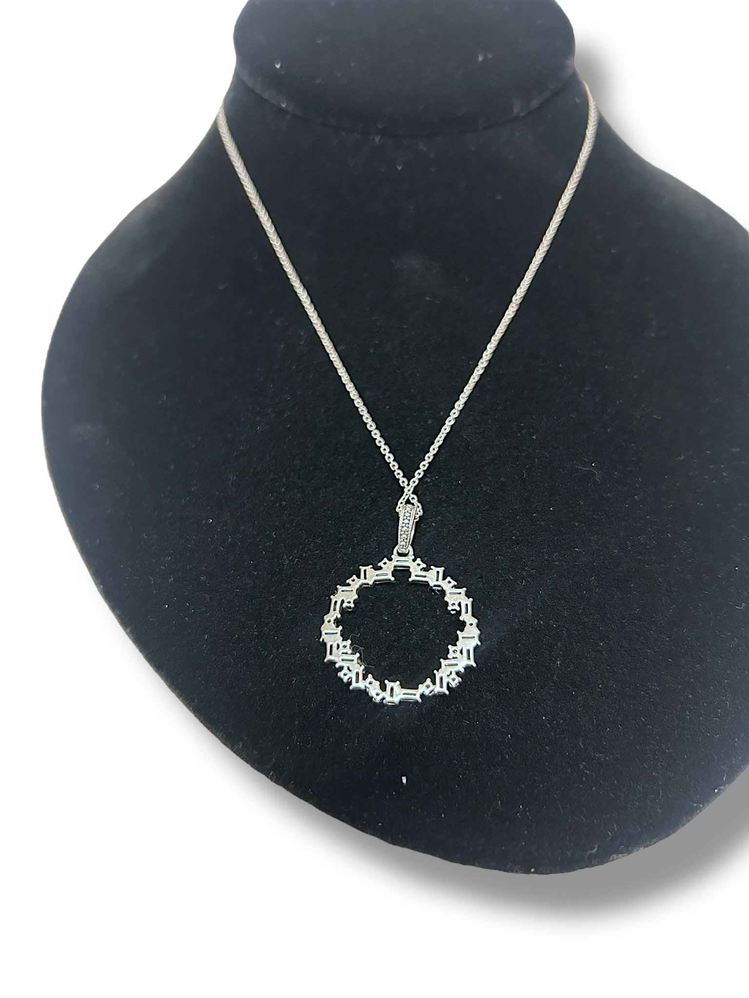 PANDORA SPARKLING ICE CUBE CIRCLE PENDANT SILVER