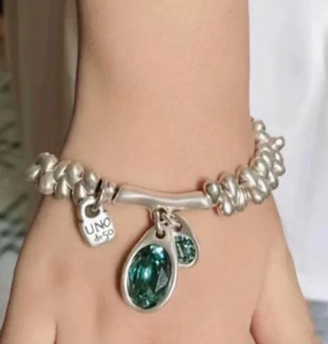 UNO DE 50 ECLIPSE CRYSTAL SILVER PLATED STRETCH BRACELET
