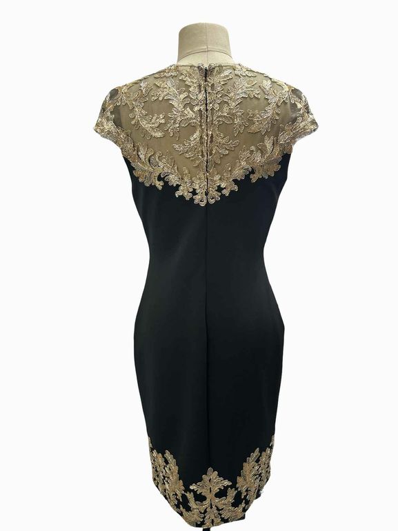 TADASHI SHOJI VEATA NEOPRENE EMBROIDERED/SEQUIN ILLUSION COCKTAIL SIZE: S