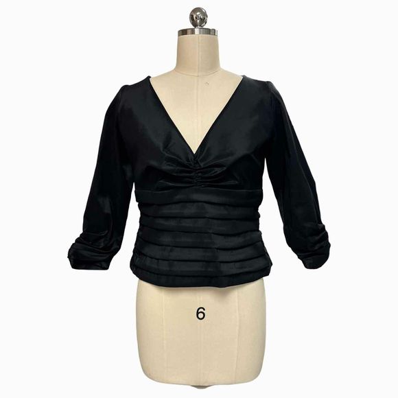 TADASHI PLEATED LAYERED TAFFETA VNECK BLACK TOP SZ 10