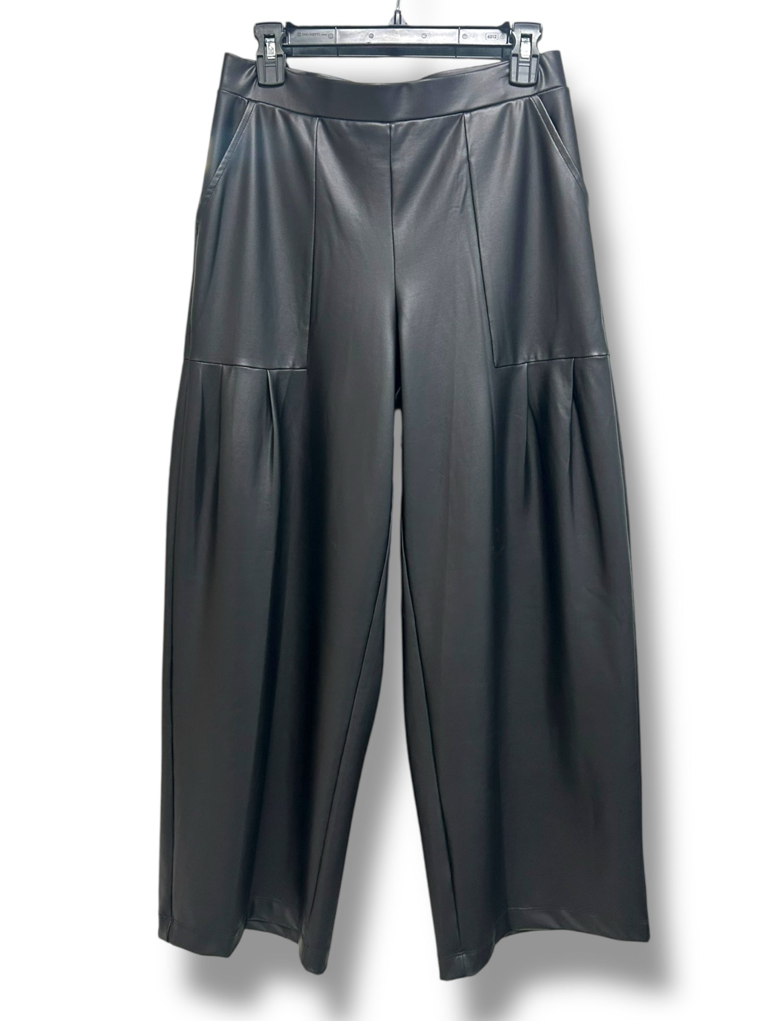 CIARA SUN WOO LIQUID LEATHER WIDE LEG PANT WITH PLEATED POCKETS SIZE SMALL - WEARHOUSE  CONSIGNMENT