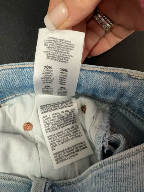 MOTHER JEANS THE TOMCAT FLOOD IN BIG HAIR SIZE 25 - WEARHOUSE  CONSIGNMENT