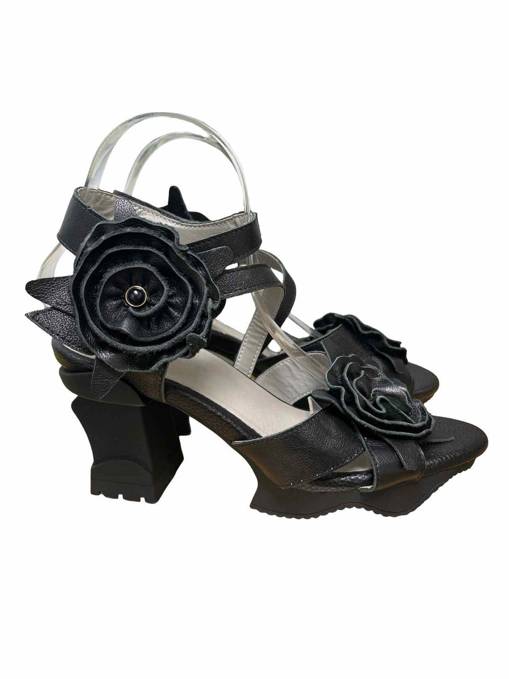 L'ARTISTE SPRING STEP L'ARTISTE SHELLY FLORAL LEATHER PLATFORM HEEL SIZE: 39